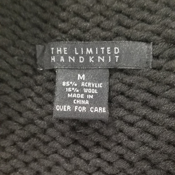 Limited zipper front sweater - Picture 3 of 4